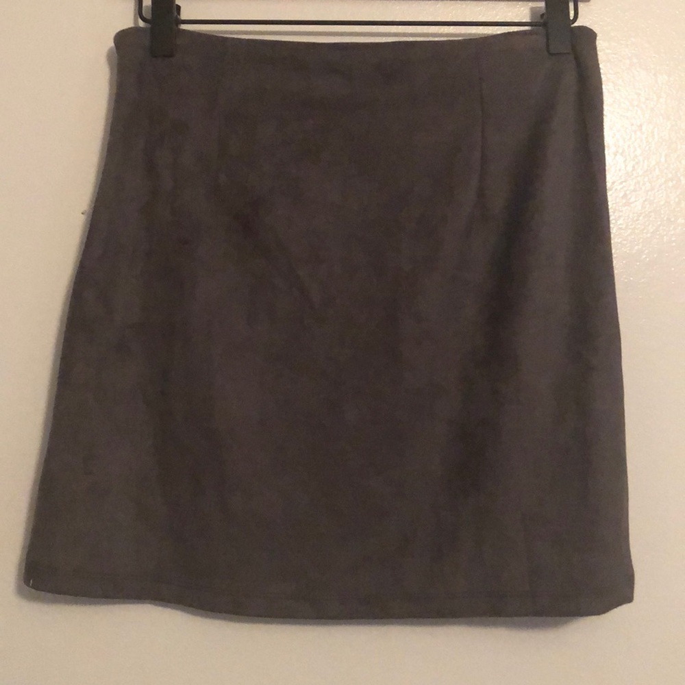 SEEK micro suede gray mini skirt - Picture 2 of 5